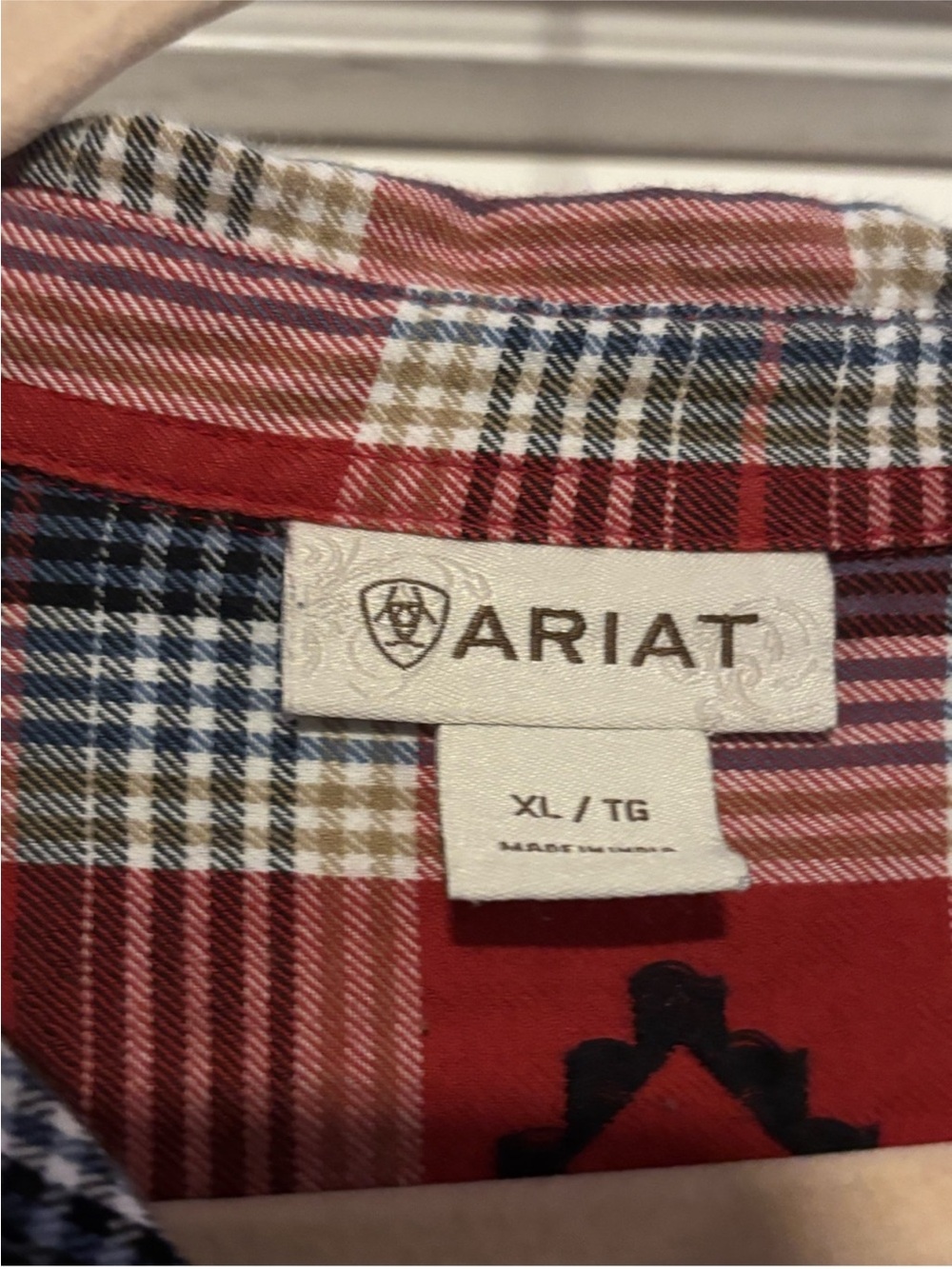 Ariat Red Plaid Long-Sleeve Button-Down Shirt women’s XL like new! - Picture 2 of 8